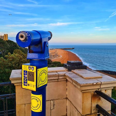 Modern Double Room With En-Suite, Parking & Fast Wifi - Close To Beach Sandgate Exteriér fotografie